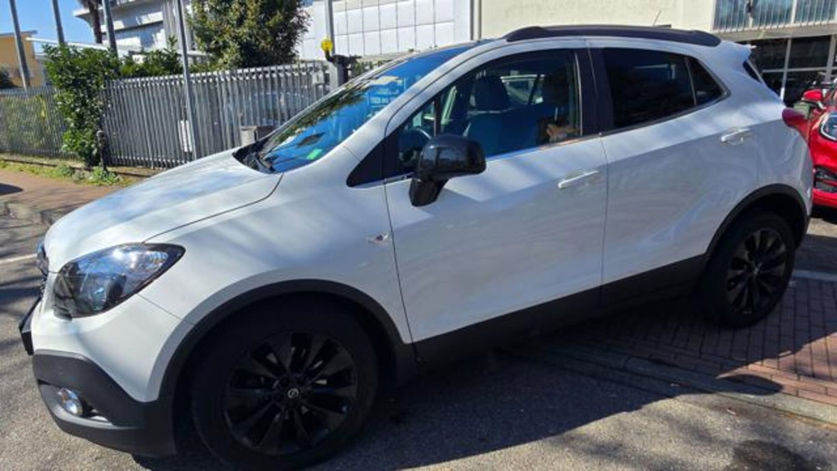 Opel Mokka 1.4 Turbo Ecotec 140CV 4x2 Start&Stop Cosmo b-Color (2)