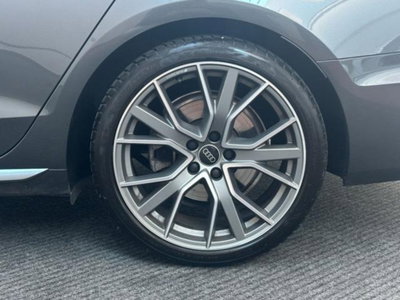 Audi A4 Avant 40 TFSI quattro S tronic S line edition (15)