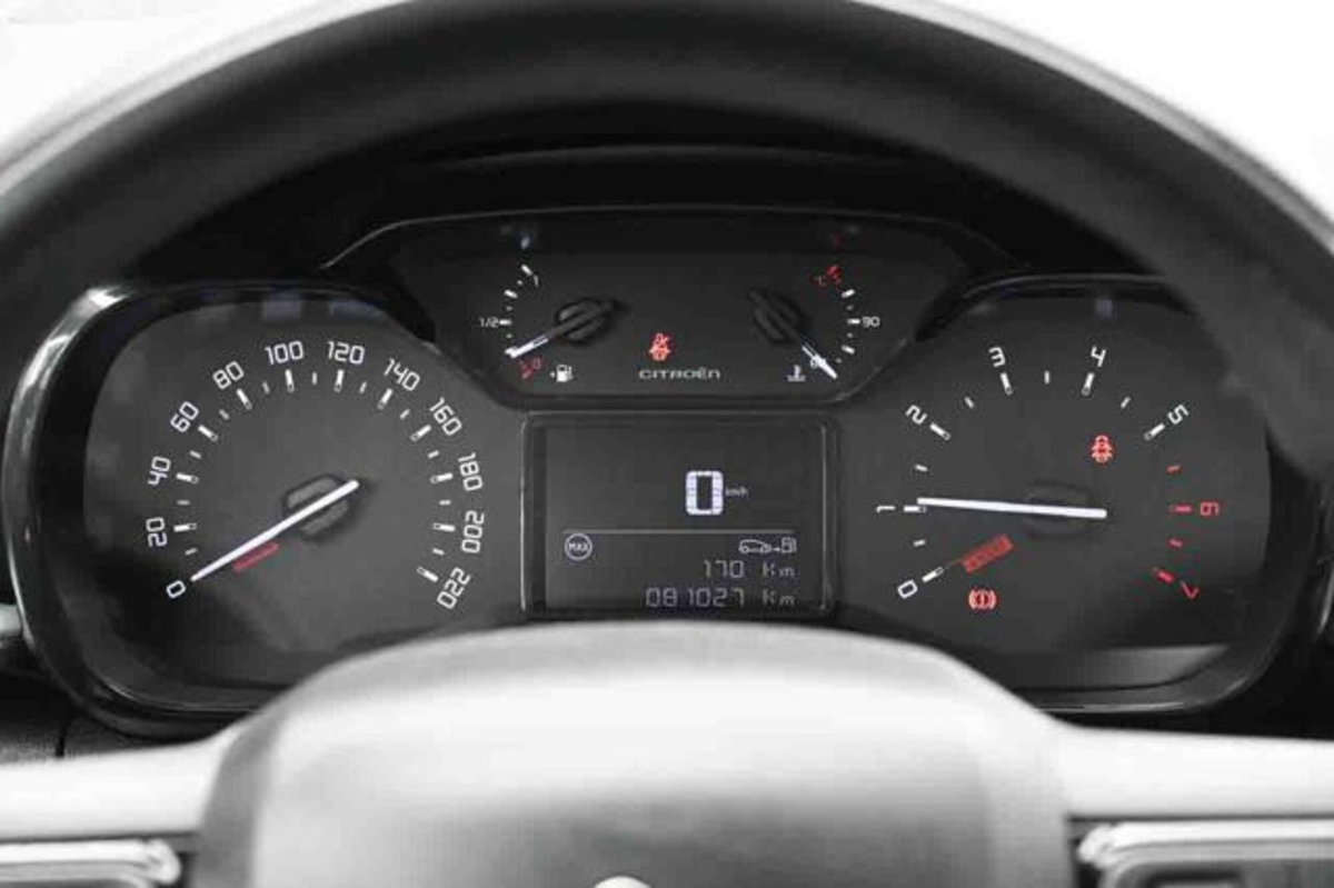 Citroen C3 Aircross PureTech 82 Feel (17)