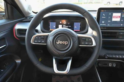 Jeep Avenger 1.2 turbo Summit fwd 100cv (16)