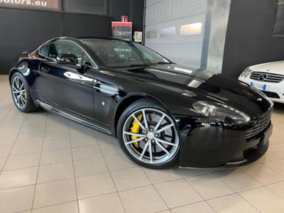 Aston Martin V8 Vantage Coupé V8 Vantage Coupé Sportshift (2)