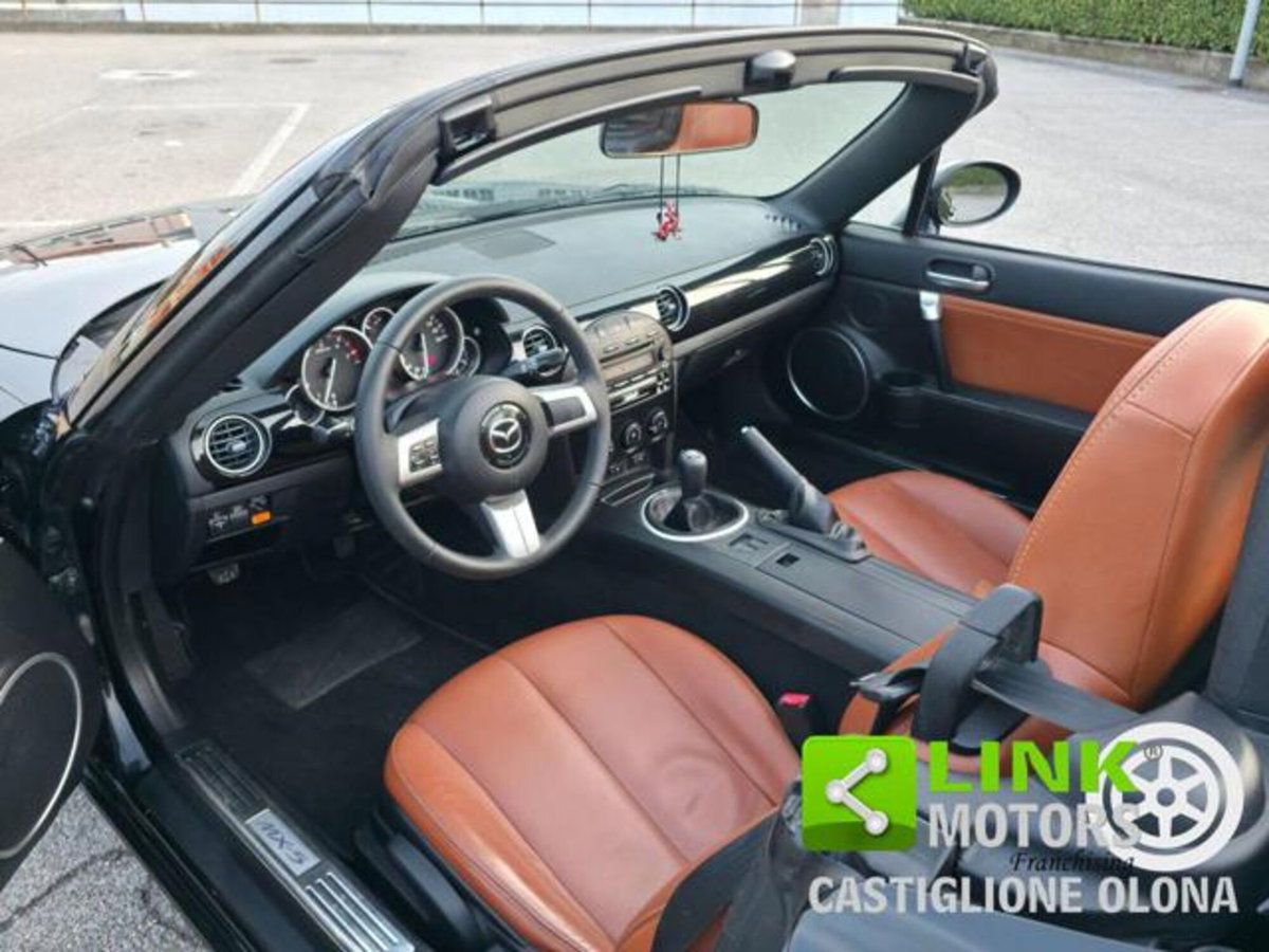 Mazda MX-5 Roadster Coupé 1.8L Fire (3)