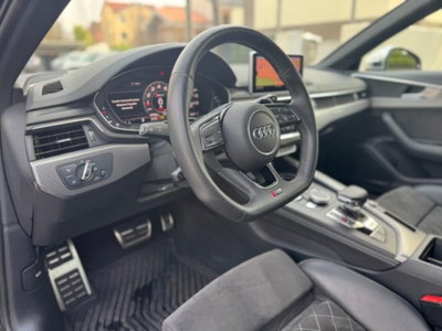 Audi RS 4 Avant 4 (10)