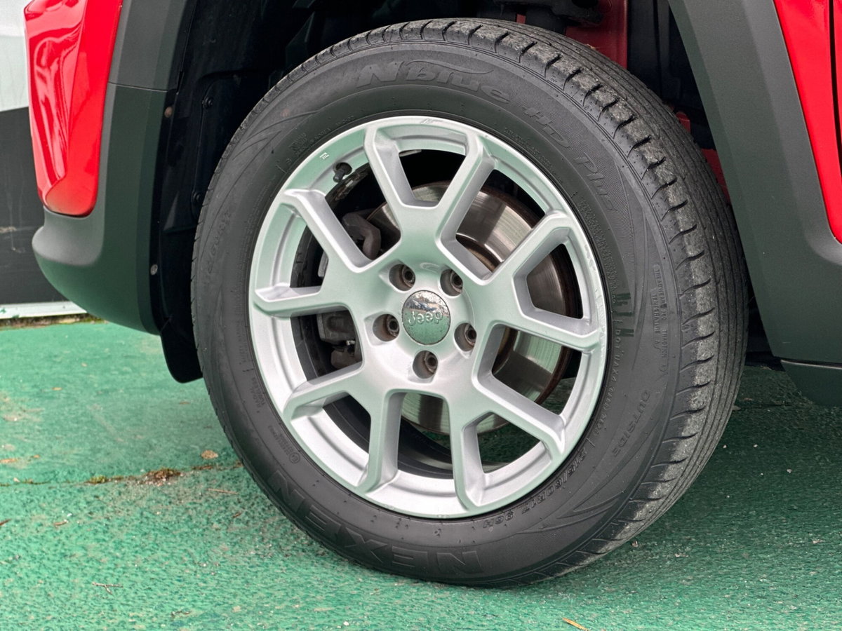Jeep Renegade 2.0 Mjt 140CV 4WD Active Drive Limited (5)