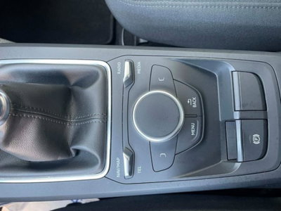 Audi Q2 Q2 1.6 TDI Business (17)