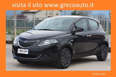 Lancia Ypsilon 1.0 FireFly 5 porte S&S Hybrid Ecochic Gold usata