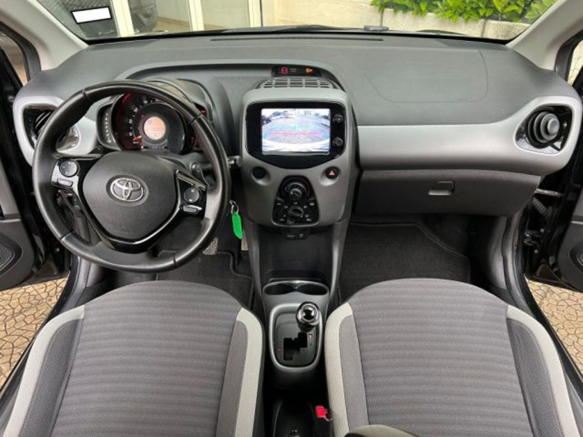 Toyota Aygo Connect 1.0 VVT-i 72 CV 5 porte x-music MMT (16)