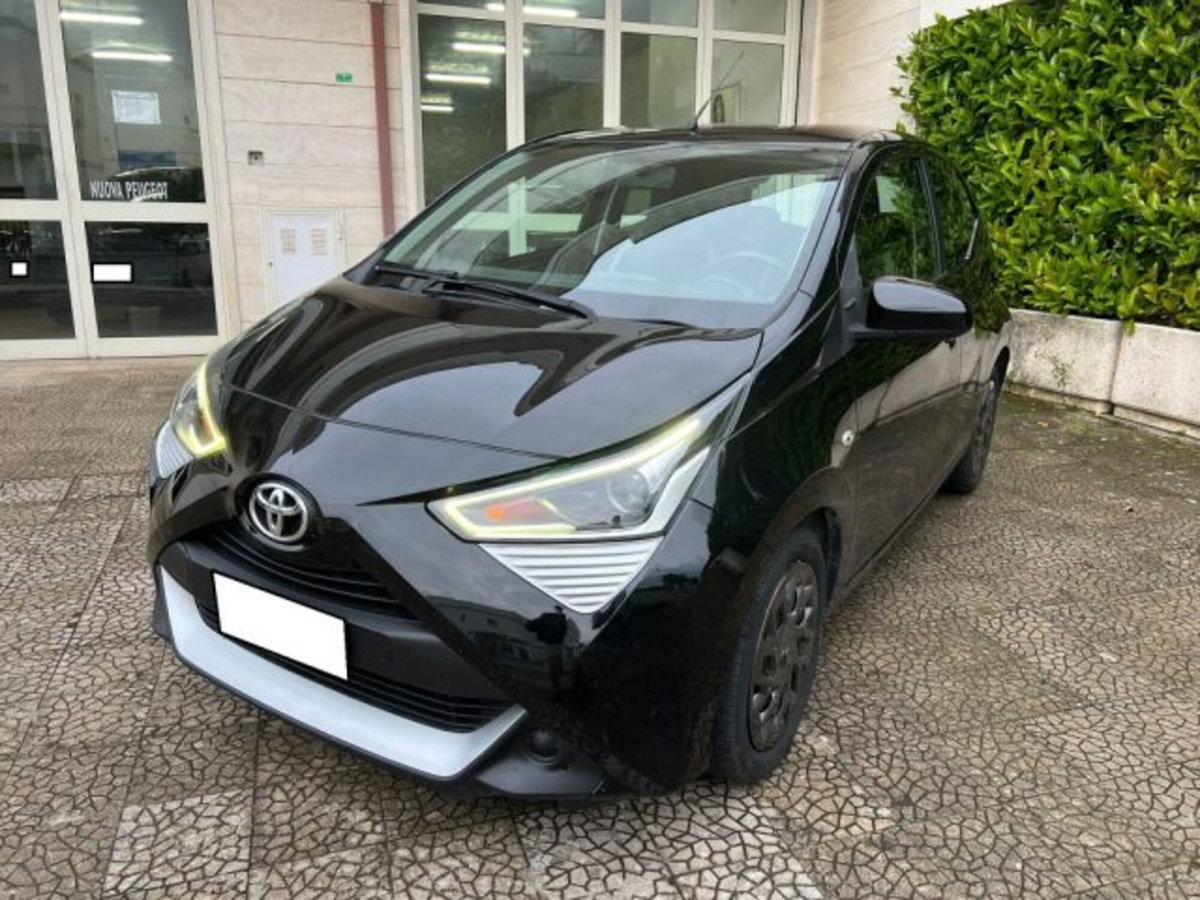 Toyota Aygo Connect 1.0 VVT-i 72 CV 5 porte x-music MMT (7)