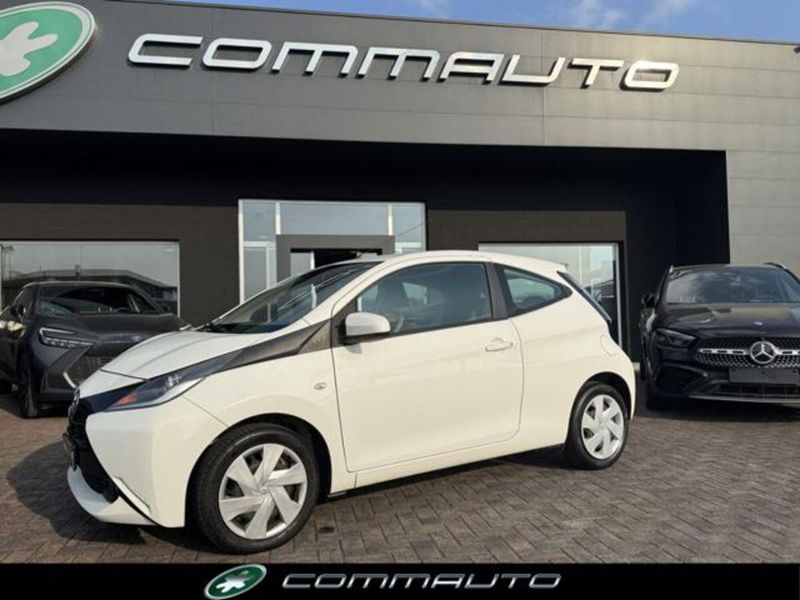 Toyota Aygo 1.0 VVT-i 69 CV 3 porte x-clusiv