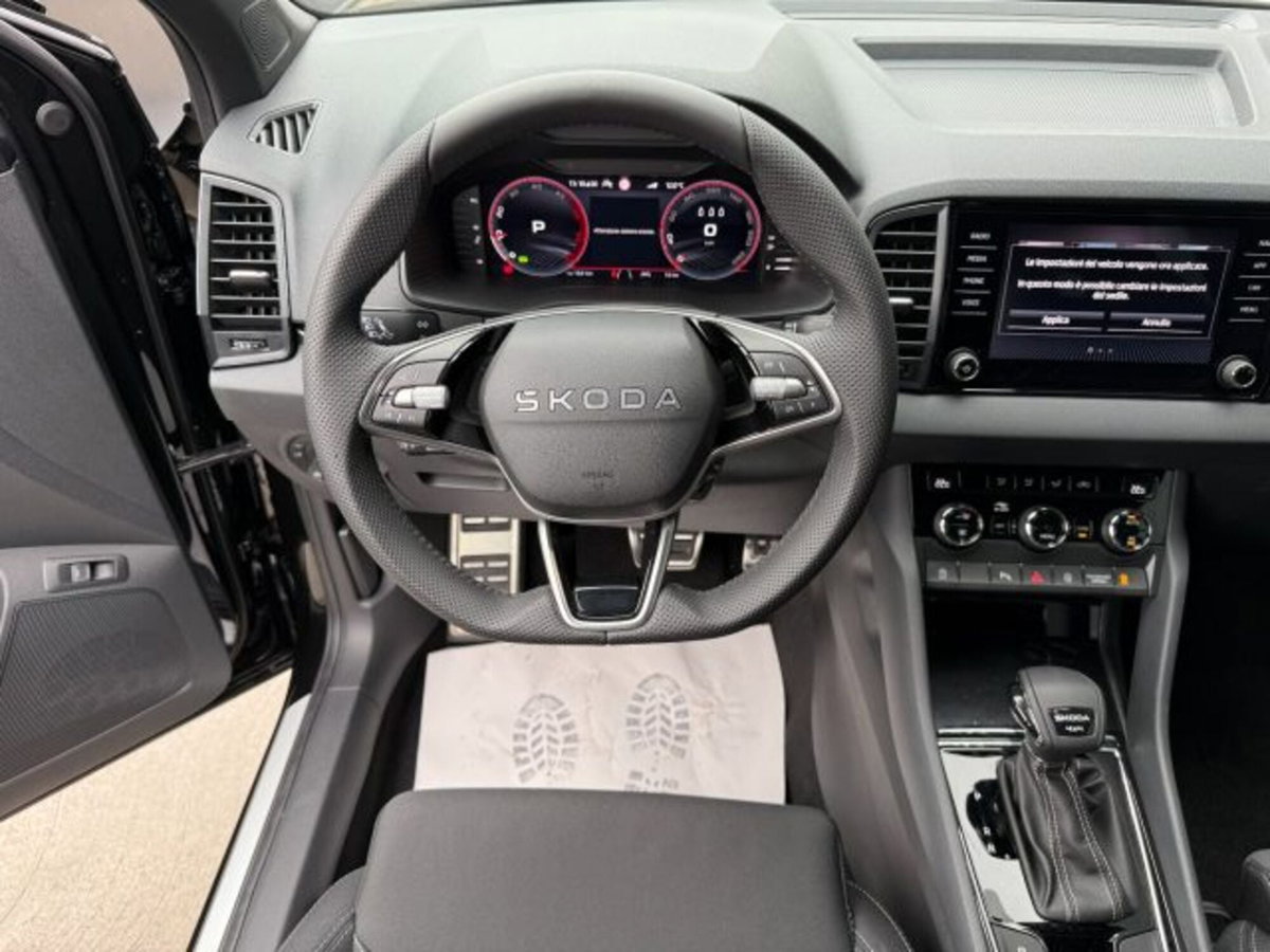 Skoda Karoq 2.0 tdi Sportline 4x4 150cv dsg (7)