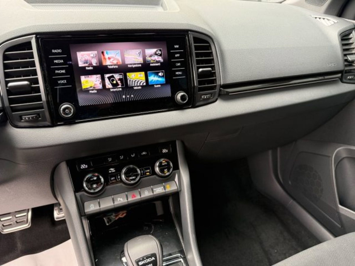 Skoda Karoq 2.0 tdi Sportline 4x4 150cv dsg (8)