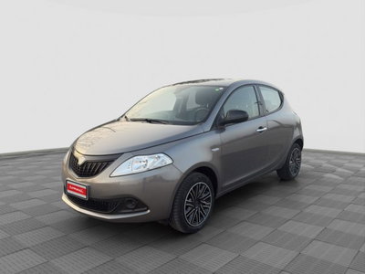 Lancia Ypsilon 1.0 FireFly 5 porte S&S Hybrid Silver Plus usata