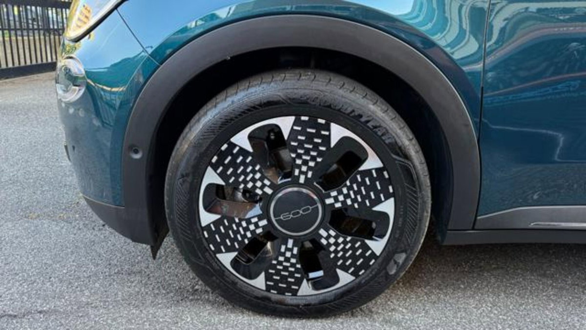 Fiat 600 1.2 hybrid La Prima 110cv auto (4)