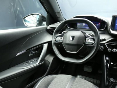 Peugeot 2008 PureTech 130 S&S EAT8 Allure Pack (6)