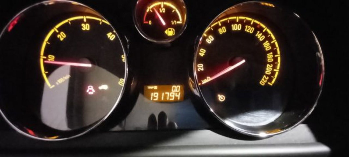 Opel Antara 2.2 CDTI 163CV Cosmo (8)
