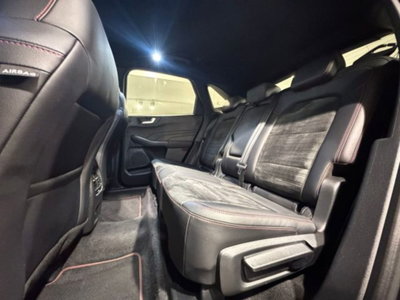 Ford Kuga 2.5 Full Hybrid 190 CV CVT AWD ST-Line X (13)