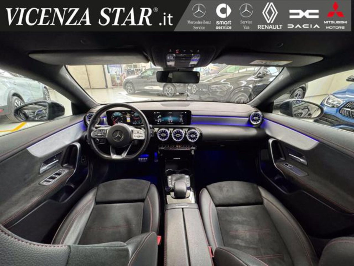 Mercedes-Benz CLA Shooting Brake 180 d Automatic Shooting Brake Premium (5)