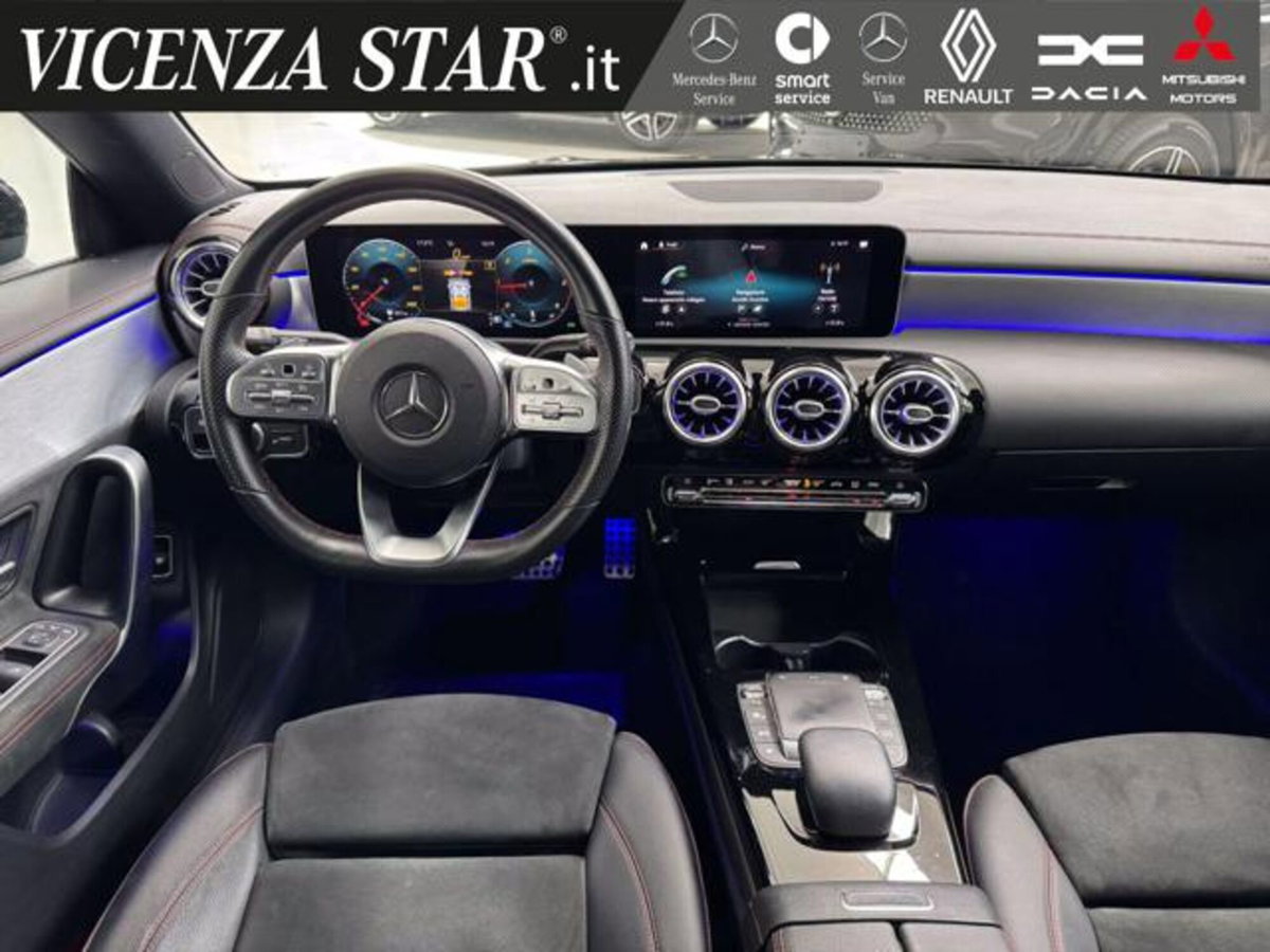 Mercedes-Benz CLA Shooting Brake 180 d Automatic Shooting Brake Premium (7)