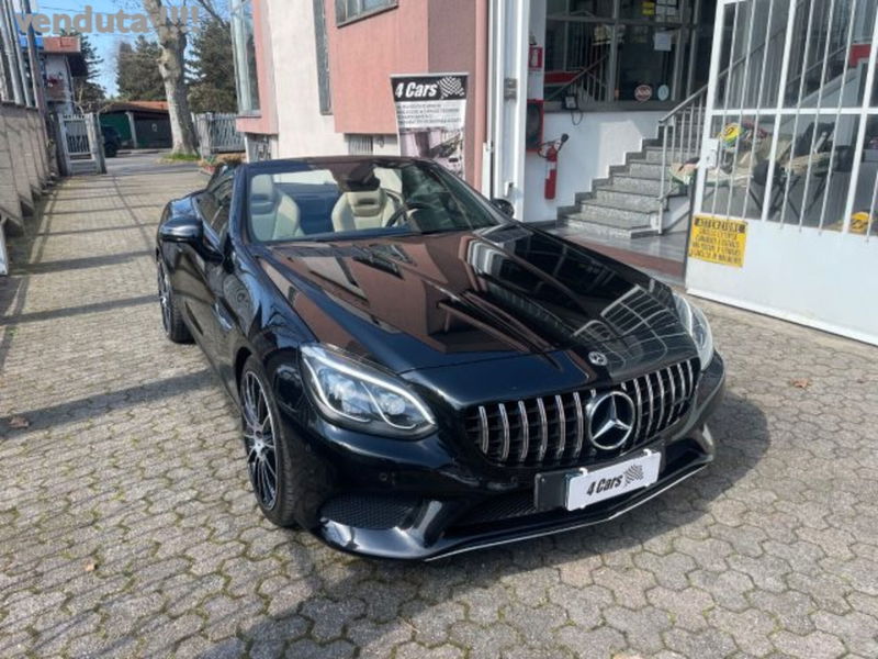 Mercedes-Benz SLC 200 AMG line