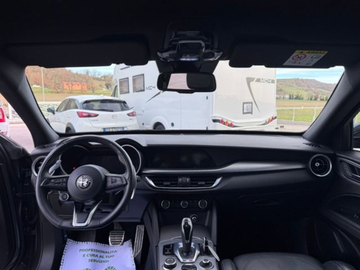 Alfa Romeo Stelvio Stelvio 2.2 Turbodiesel 210 CV AT8 Q4 Veloce (13)