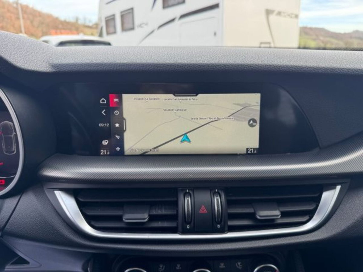 Alfa Romeo Stelvio Stelvio 2.2 Turbodiesel 210 CV AT8 Q4 Veloce (14)