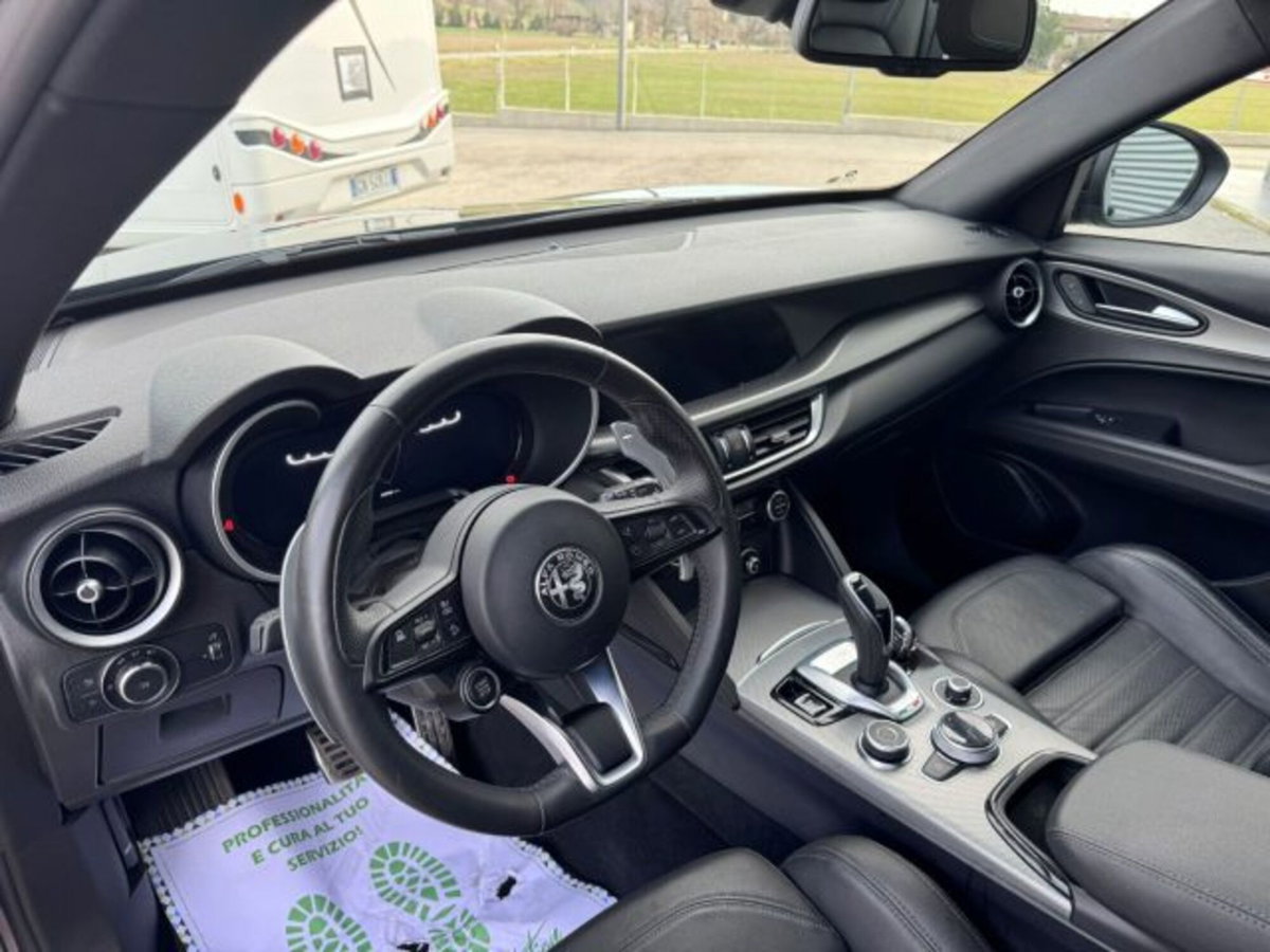 Alfa Romeo Stelvio Stelvio 2.2 Turbodiesel 210 CV AT8 Q4 Veloce (18)