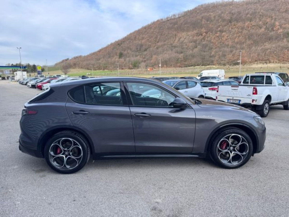 Alfa Romeo Stelvio Stelvio 2.2 Turbodiesel 210 CV AT8 Q4 Veloce (4)