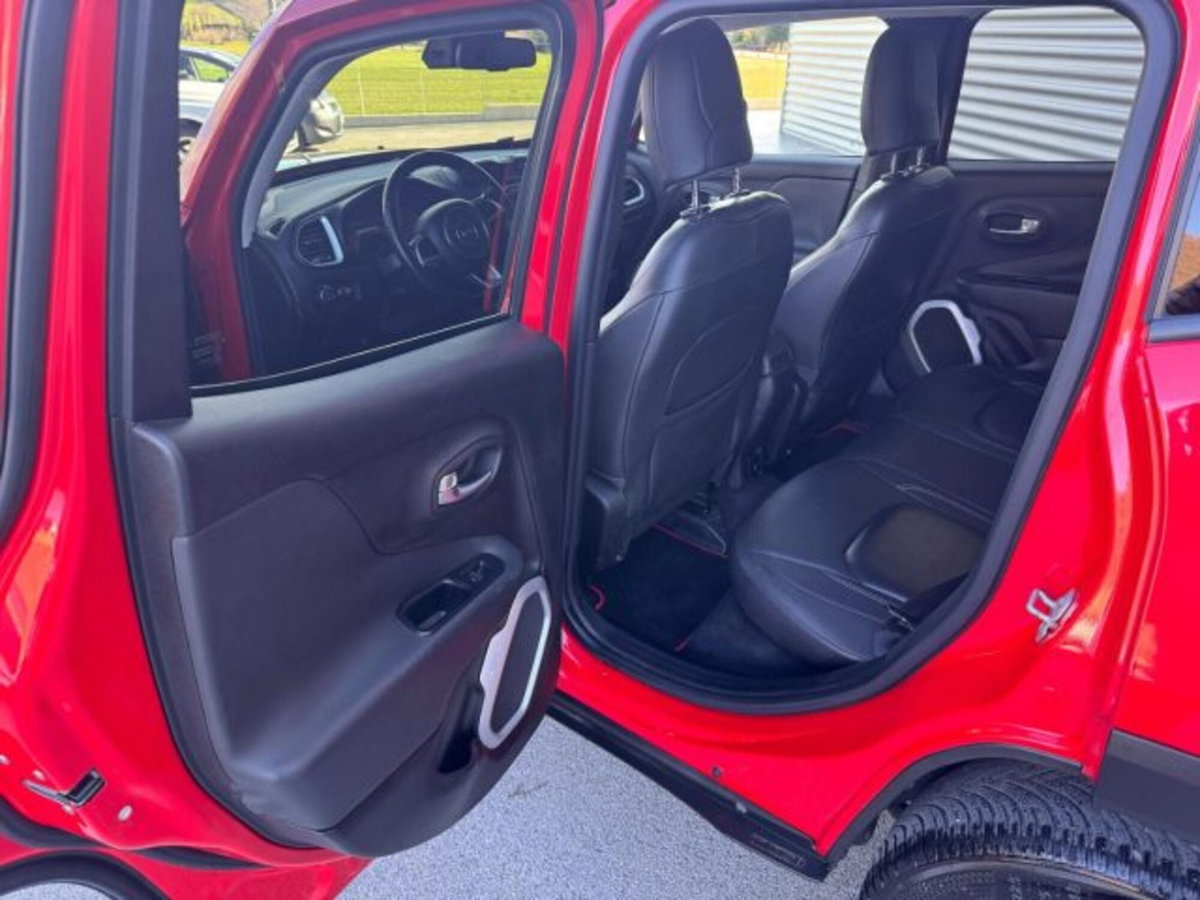 Jeep Renegade 2.0 Mjt 140CV 4WD Active Drive Longitude (20)