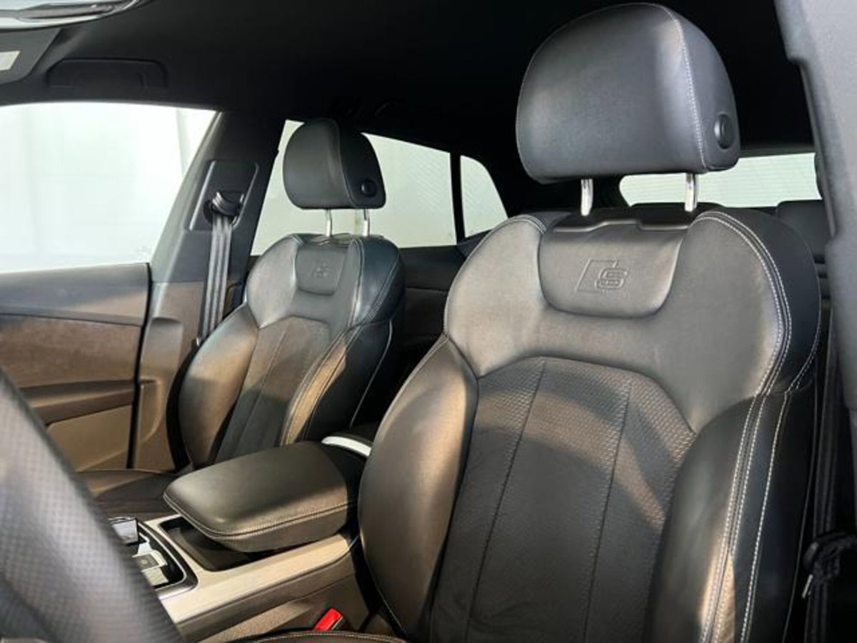 Audi Q8 Q8 45 TDI quattro tiptronic Sport (9)