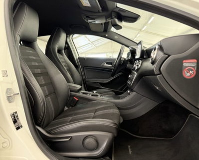 Mercedes-Benz Classe A 220 d Automatic 4Matic Sport (9)