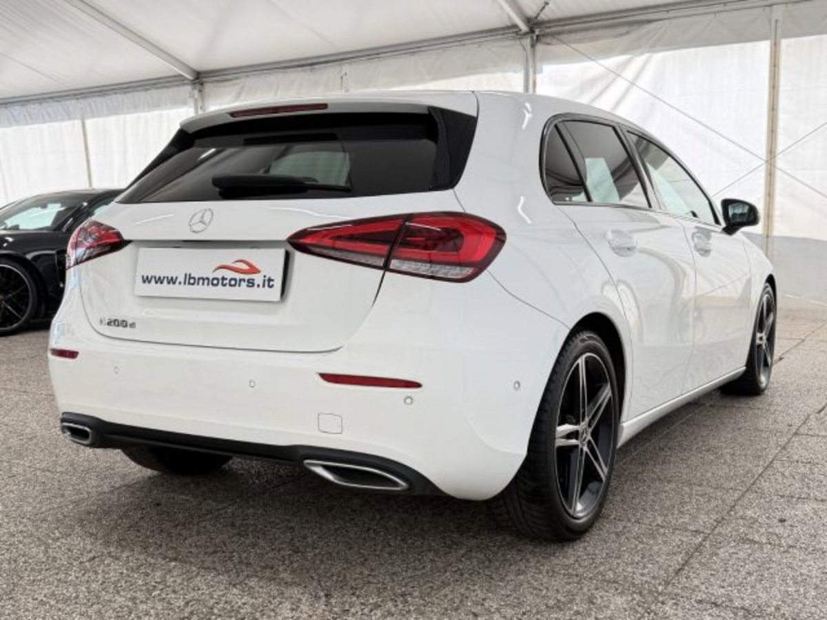Mercedes-Benz Classe A Sedan 200 d Automatic 4p. Sport (6)