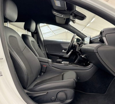 Mercedes-Benz Classe A Sedan 200 d Automatic 4p. Sport (9)
