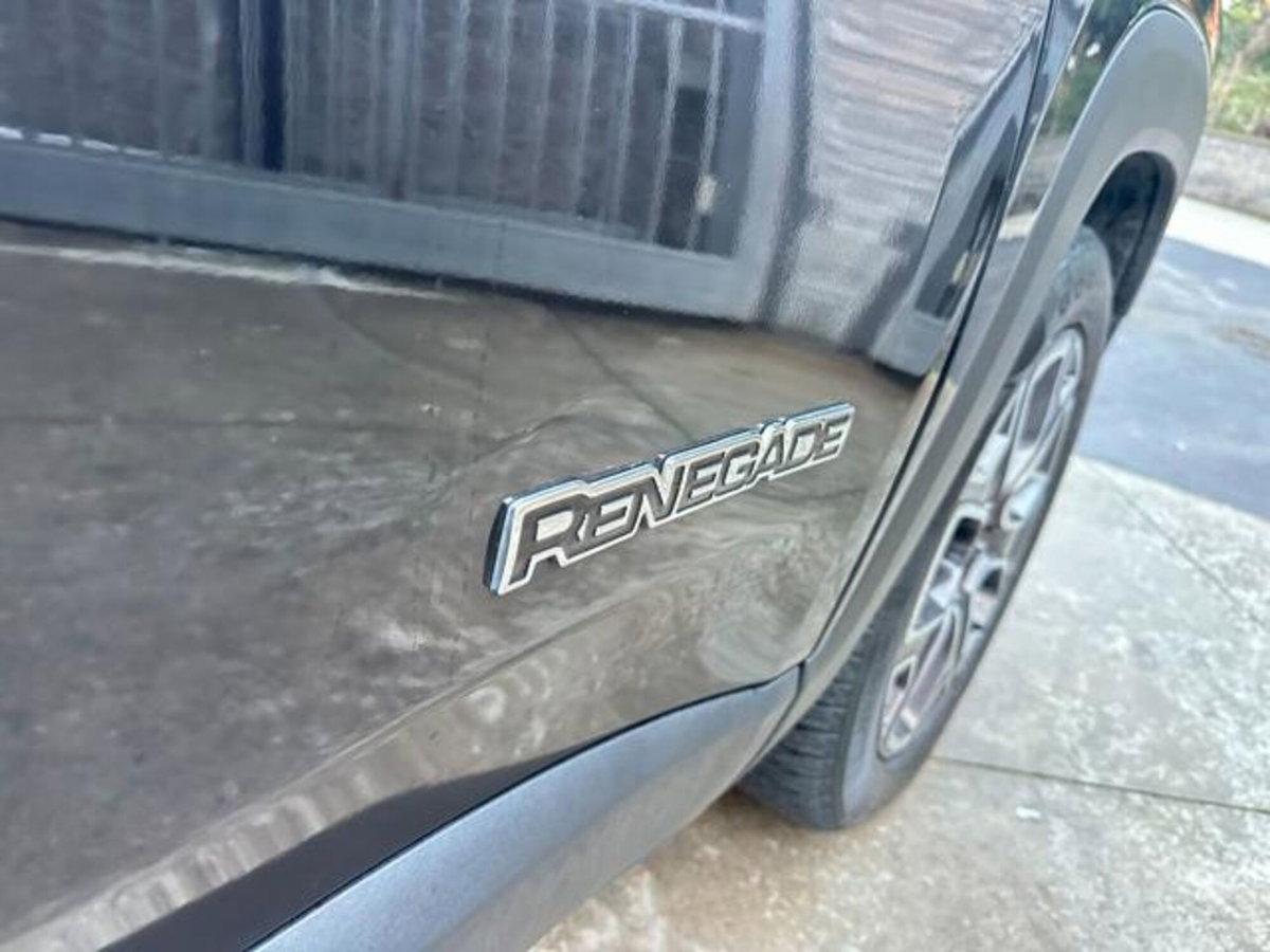Jeep Renegade 1.6 Mjt 120 CV Limited (11)