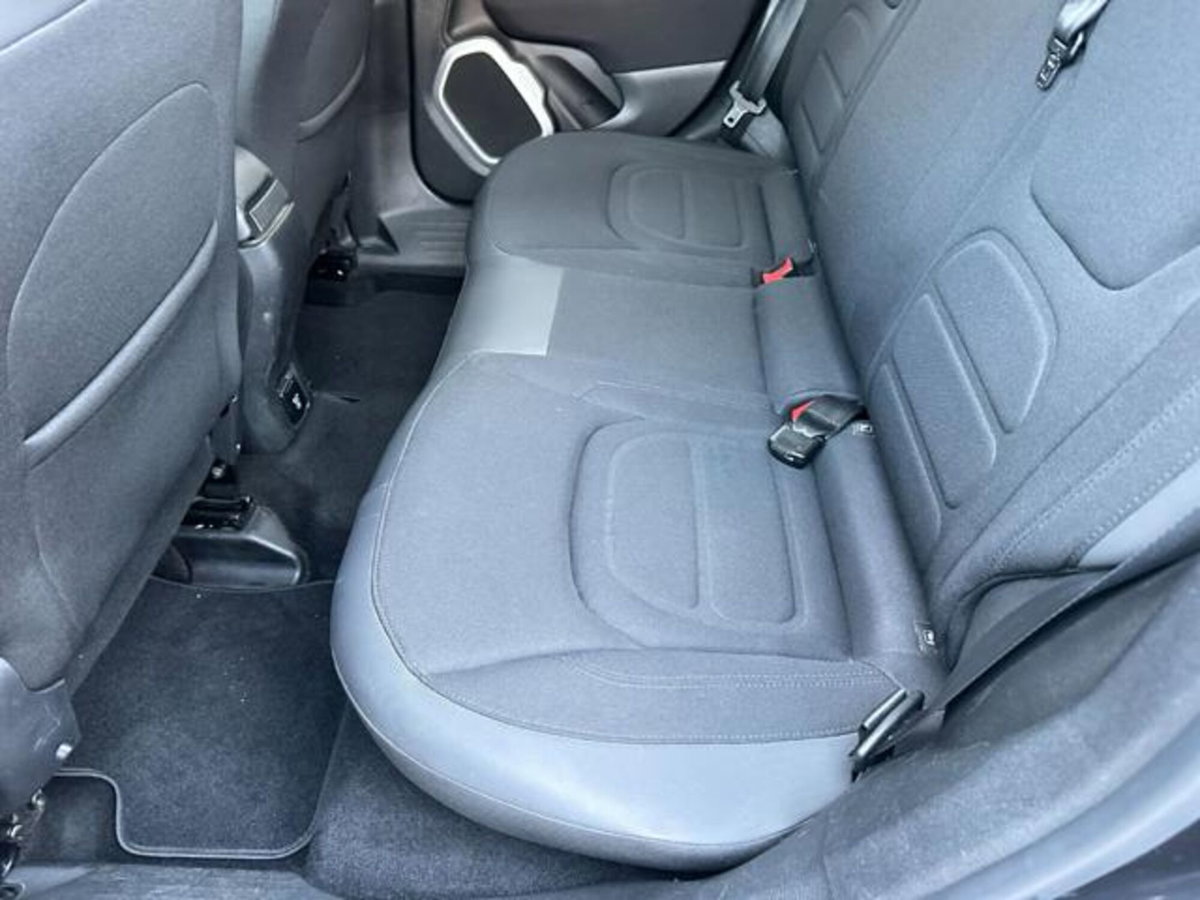 Jeep Renegade 1.6 Mjt 120 CV Limited (9)