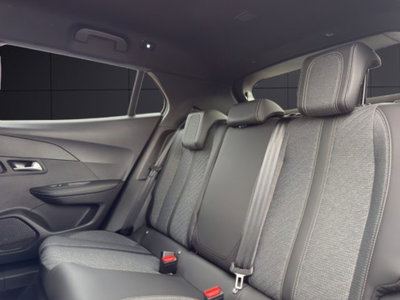 Peugeot 2008 PureTech 100 S&S Allure (13)