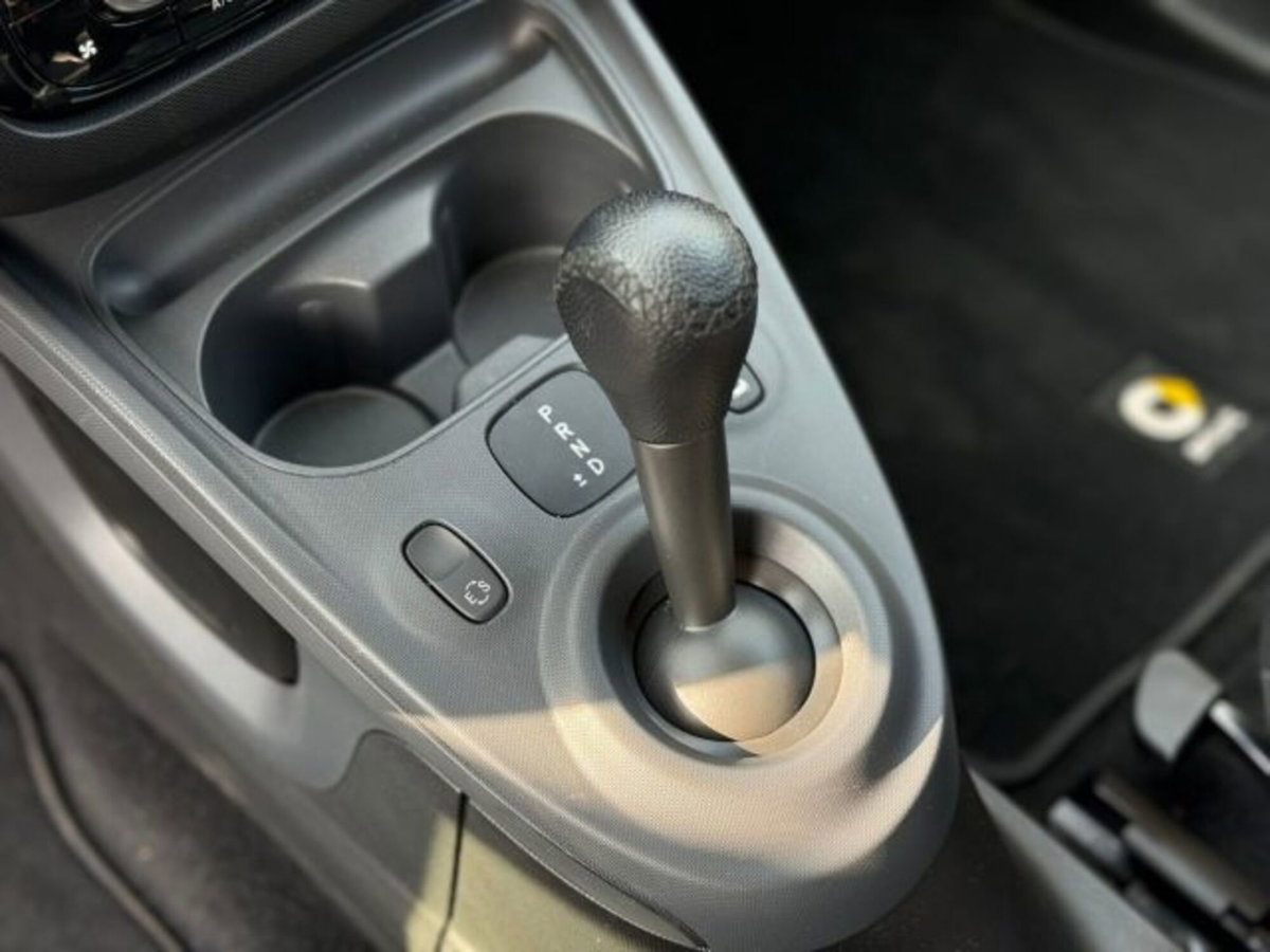 smart forfour forfour 90 0.9 Turbo twinamic Prime (17)