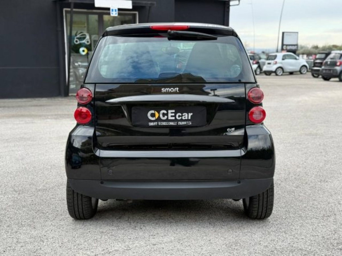 smart Fortwo 800 33 kW coupé pulse cdi (10)