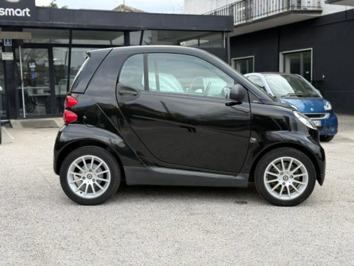smart Fortwo 800 33 kW coupé pulse cdi (13)