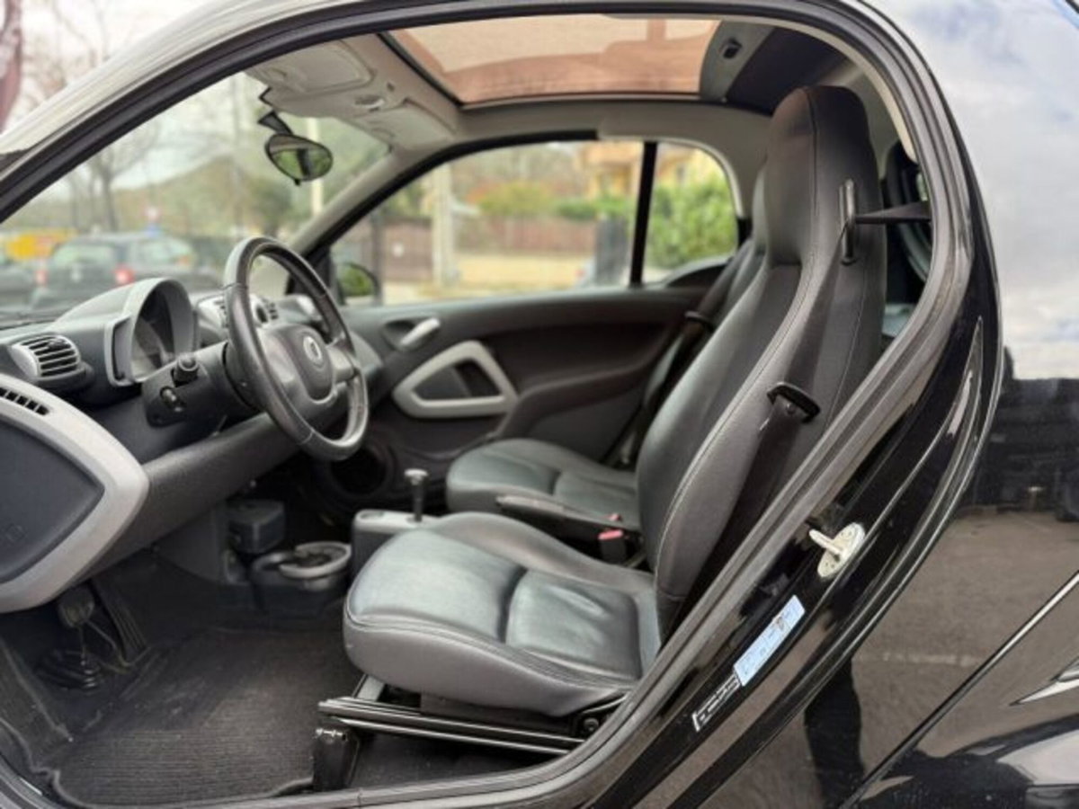 smart Fortwo 800 33 kW coupé pulse cdi (14)