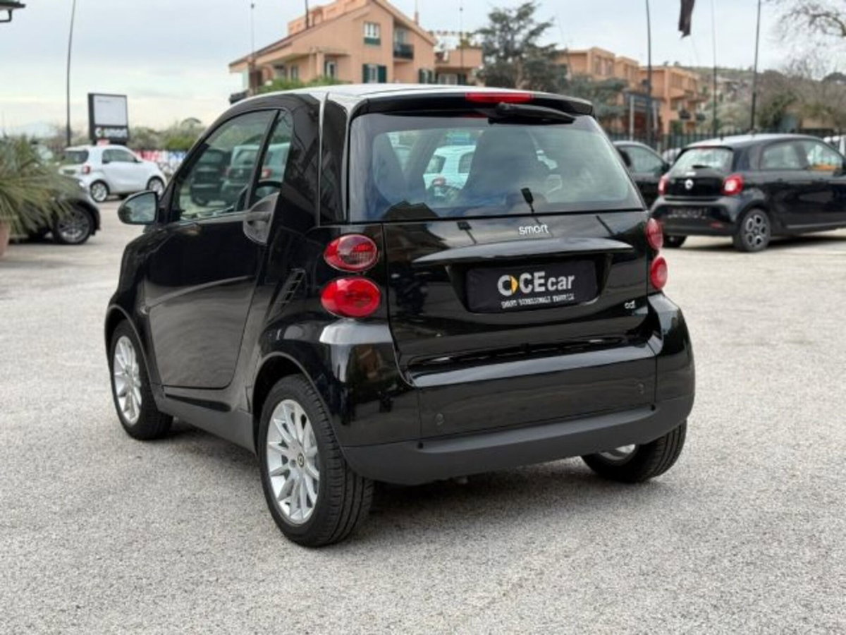 smart Fortwo 800 33 kW coupé pulse cdi (9)