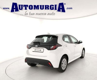 Toyota Yaris 1.0 5 porte Active (4)