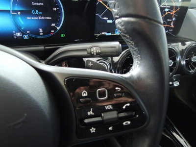 Mercedes-Benz GLA SUV 200 d Business Extra auto (9)