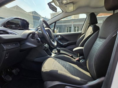 Peugeot 208 HDi 68 CV 5 porte Access (8)