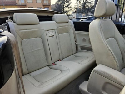 Volkswagen New Beetle Cabrio TDI 101CV (15)