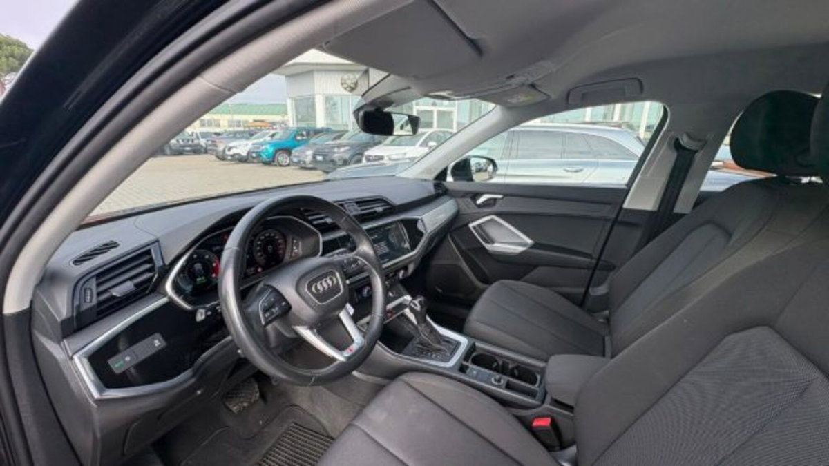 Audi Q3 Sportback 40 TDI quattro S tronic S line edition (9)