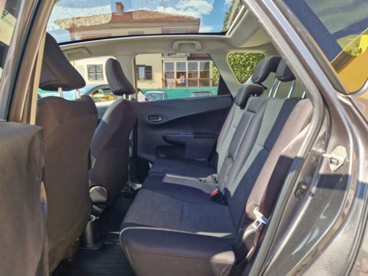 Toyota Verso-S 1.4D MMT Active (13)