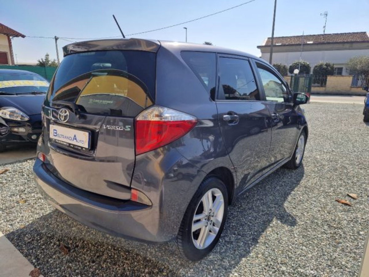 Toyota Verso-S 1.4D MMT Active (8)