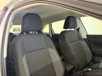 Volkswagen Taigo 1.0 TSI 110 CV DSG R-Line (10)