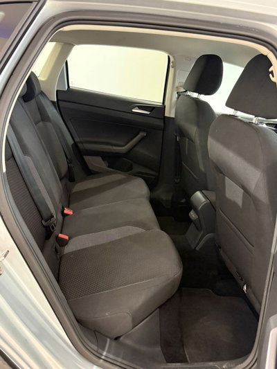 Volkswagen Taigo 1.0 TSI 110 CV DSG R-Line (8)