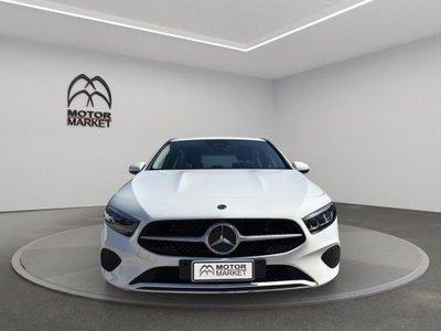 Mercedes-Benz Classe A 180 d Premium (2)